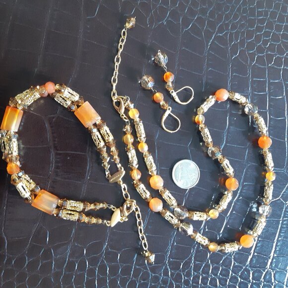 Tsumani Parure: Fire Opal Carnelian, Austrian Crystal and 18K Gold Plated Beads - Picture 12 of 13